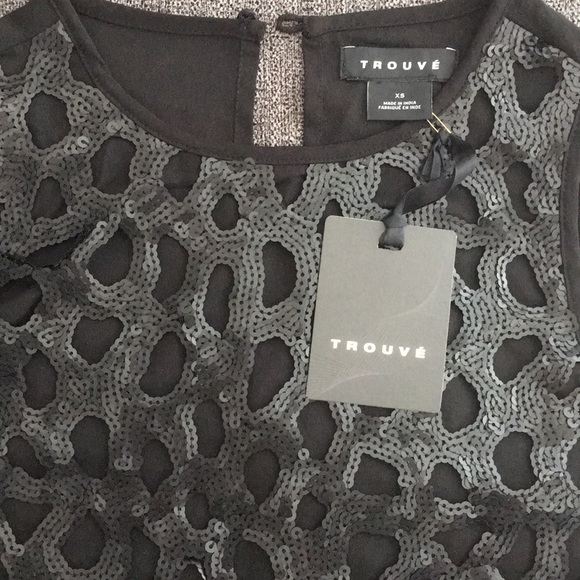 NWT Trouve sequined top, Size XS - Picture 2 of 5